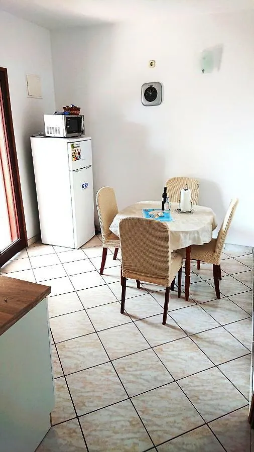 Apartman Ivanka Apartment Vir