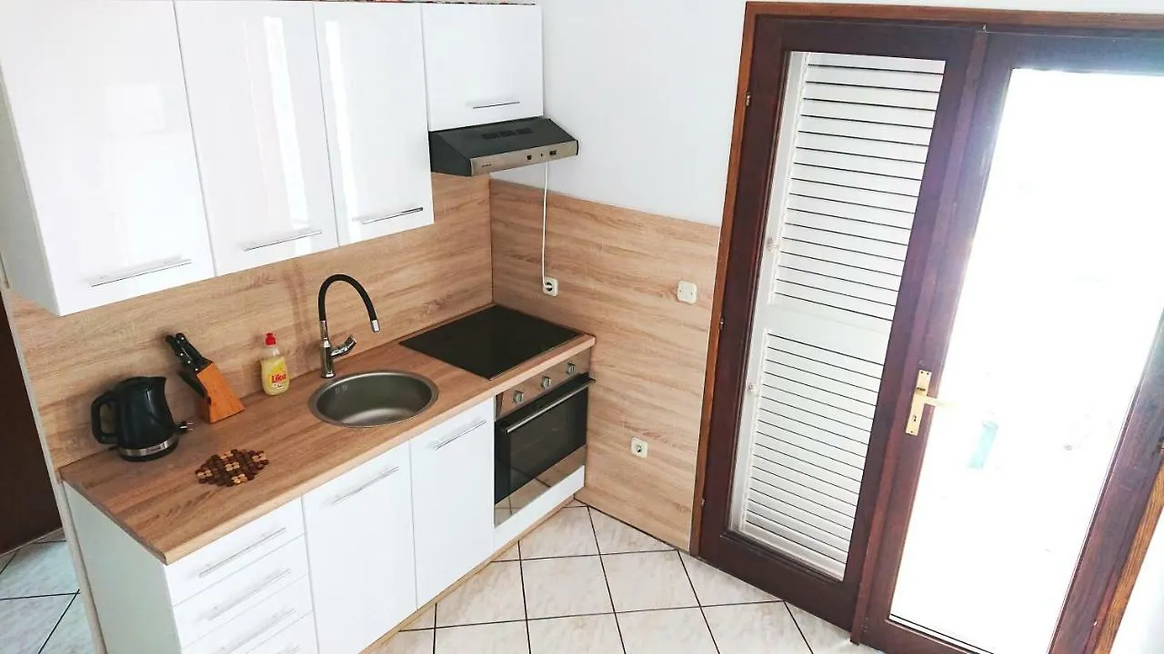 Apartman Ivanka Apartment Vir